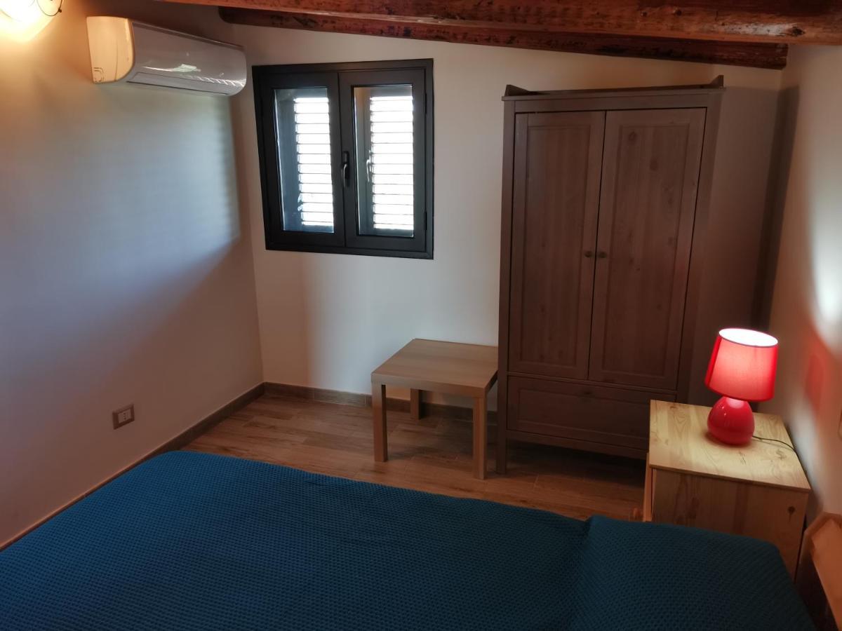 Villa Sole - Finaiti - Appartamento Per Turisti Floridia Exterior photo
